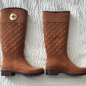 CHARLESTON SHOE CO. Brown Winter Rain Boots Quilted